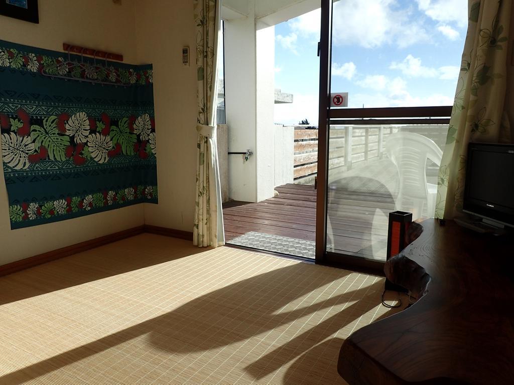 Apartamento Smilax Kurichi Uruma Exterior foto